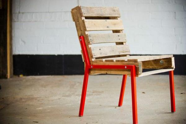 Έπιπλα από ιδέες DIY σχεδιασμού καρέκλας παλετών