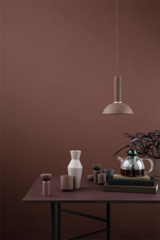 Φέρτε περισσότερο χρώμα στο εσωτερικό Το σοκολατένιο καφέ κυριαρχεί στο χρώμα των τοίχων κρεμαστό φωτιστικό μικρών αξεσουάρ σπιτιού