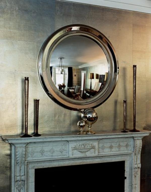 Μεταλλικοί τοίχοι - με έναν όμορφο καθρέφτη στη μέση