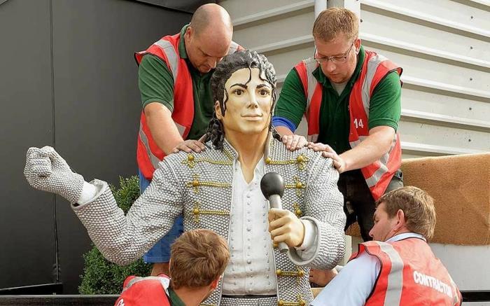 Άγαλμα Michael Jackson prominews άγαλμα κεριού