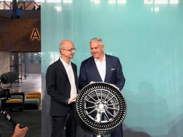 Η Michelin και η General Motors αναπτύσσουν συμφωνία ελαστικών χωρίς αέρα μεταξύ δύο μεγάλων αυτοκινητοβιομηχανιών