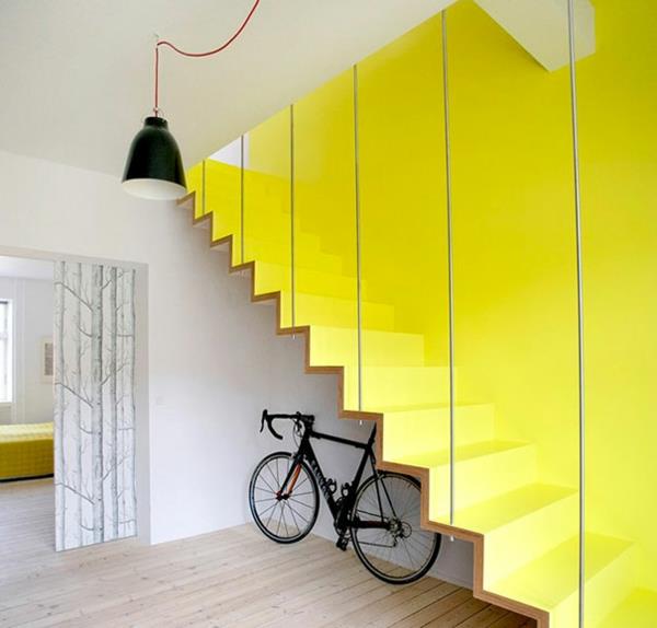 Σύγχρονες εσωτερικές σκάλες από ξύλο ατσάλι κίτρινο