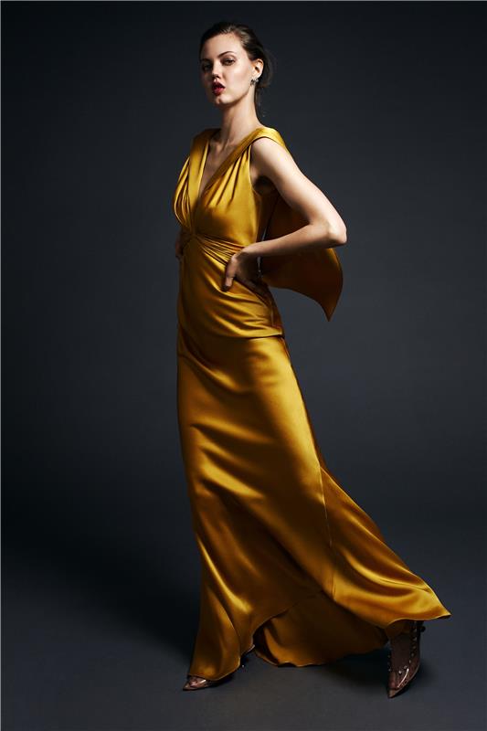 Τάσεις της μόδας χρυσό φόρεμα