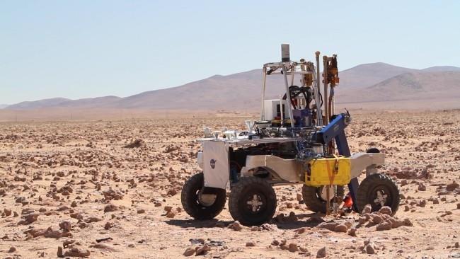 Η NASA αναπτύσσει αυτόνομες ασκήσεις για την αναζήτηση ζωής κάτω από την επιφάνεια του Άρη. Rover στην έρημο της Χιλής