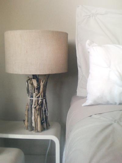 Κομοδίνο Φωτιστικό Driftwood Διακόσμηση Υπνοδωμάτιο Κρεβάτι