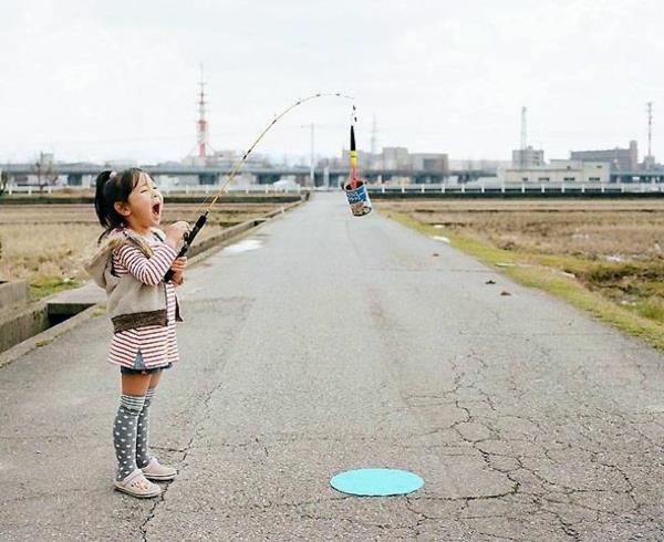 Φωτογραφίες κόρης Nagano Toyoka που ψαρεύουν παιδιά
