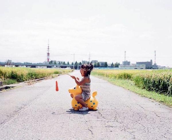 Nagano Toyoka κόρη δημιουργικές και αστείες παιδικές εικόνες