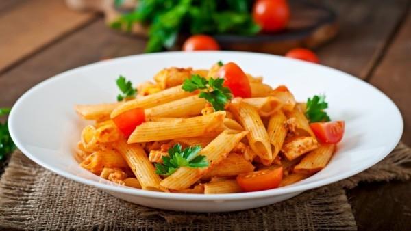 Το μασάζ με σάλτσα ντομάτας παρέχει υδατάνθρακες