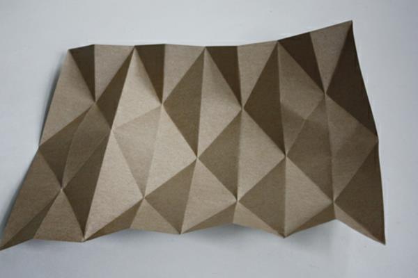 Οδηγίες από αμπαζούρ διπλώνουν origami