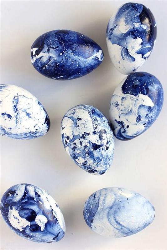 Πασχαλινές ιδέες χειροτεχνίας - μπλε πασχαλινά αυγά - χειροτεχνία με πασχαλινά αυγά