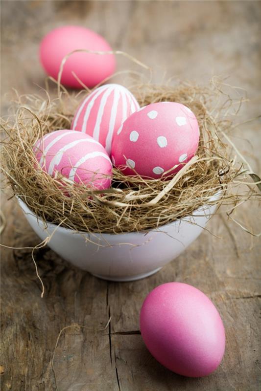 Πασχαλινά αυγά βάφουν ιδέες ροζ φιλικές προς τα παιδιά