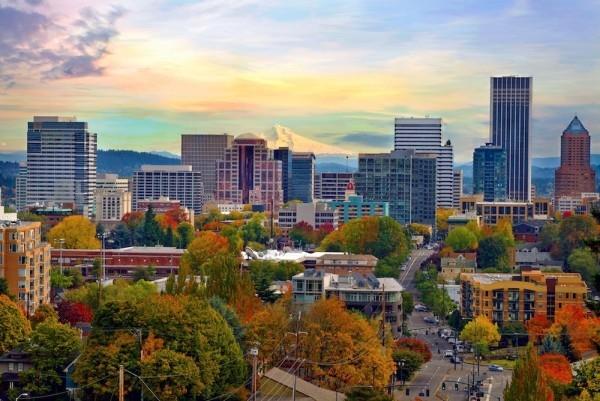 Portland USA Big City Single Travel Own Charm Natural Beauty Tranquility