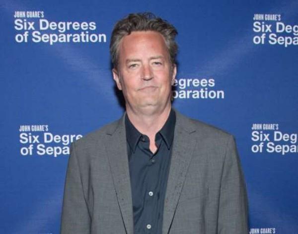 Διασημότητες 50 ετών Matthew Perry γνωστός από την τηλεοπτική σειρά Friends