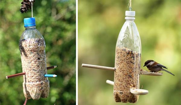 Ανακυκλωμένα πλαστικά μπουκάλια τροφών για πουλιά