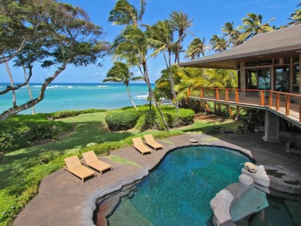 Κατοικία στη Χαβάη με μια πολύ δημιουργική πισίνα σχεδιασμού