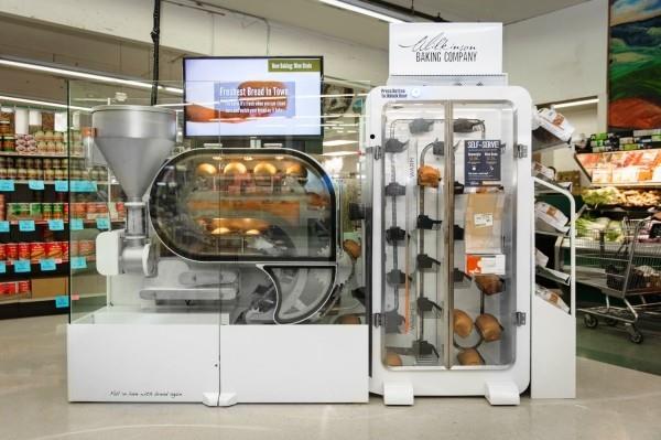 Οι μάγειρες ρομπότ θα ψήσουν σύντομα το ψωμί μας, θα παρασκευάσουν καφέ και θα φτιάξουν σαλάτες bredbot bread supermarket automat