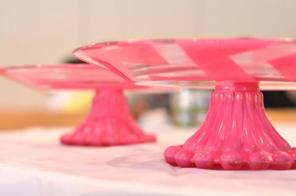 Ροζ γυάλινη βάση για cupcake