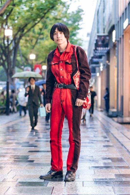 Κόκκινη ανδρική τάση τάσεις μόδας μόδα δρόμου
