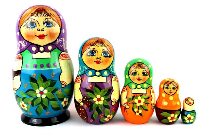Ρωσικές κούκλες Ρωσική οικογένεια Matryoshka Γυναίκες Ρώσοι αγρότες
