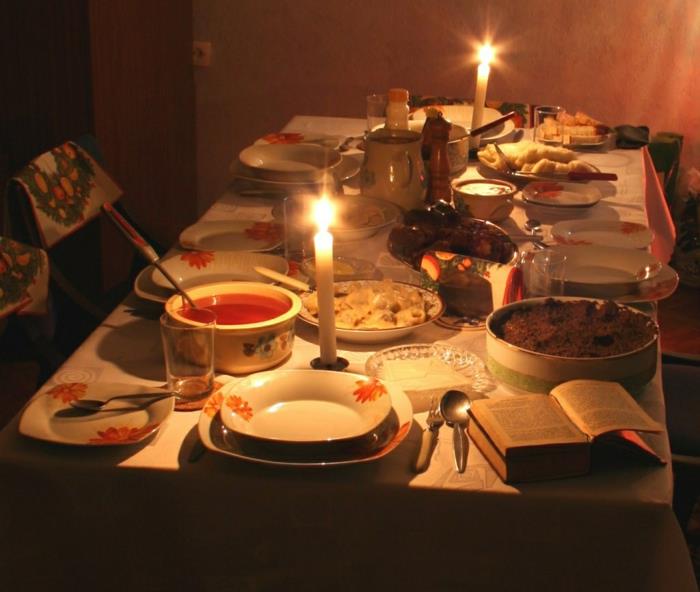 Ρωσικά Χριστούγεννα Χριστούγεννα στη Ρωσία εκκλησιαστικό δίκαιο εορταστικό φαγητό
