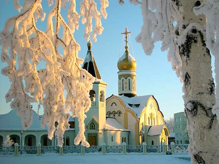 Ρωσικά Χριστούγεννα Χριστούγεννα στη Ρωσία εκκλησία μαζική χιόνι πρωινή εκκλησία