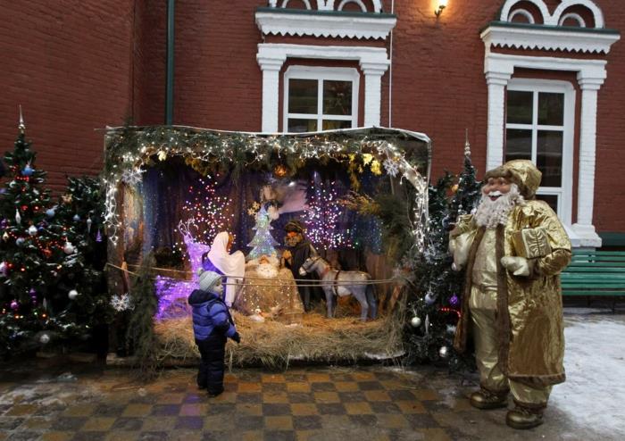 Καλά Χριστούγεννα Ρωσικά Χριστούγεννα στη Ρωσία μαγικά ξόρκια τραγουδώντας θεατρικό παιχνίδι