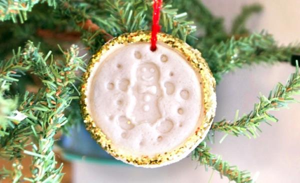Συνταγή παρασκευής ζύμης αλατιού Διακόσμηση χριστουγεννιάτικου δέντρου ζύμης αλατιού