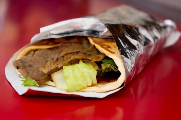 Συνταγές σάντουιτς turkai doner kebab yufkadöner