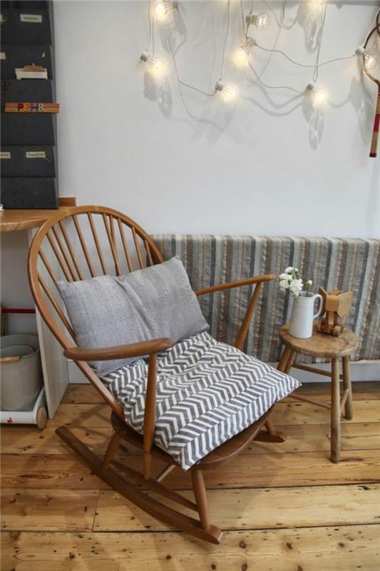 Κουνιστές καρέκλες ξύλινα μαξιλάρια σχεδιασμό σαλόνι