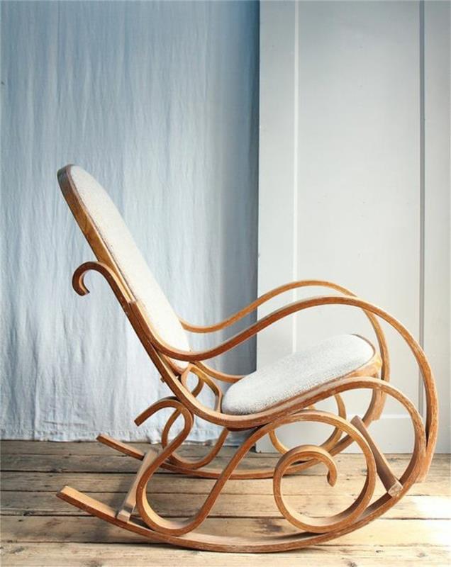Κουνιστή καρέκλα από ξύλινες κλασικές κουνιστές καρέκλες