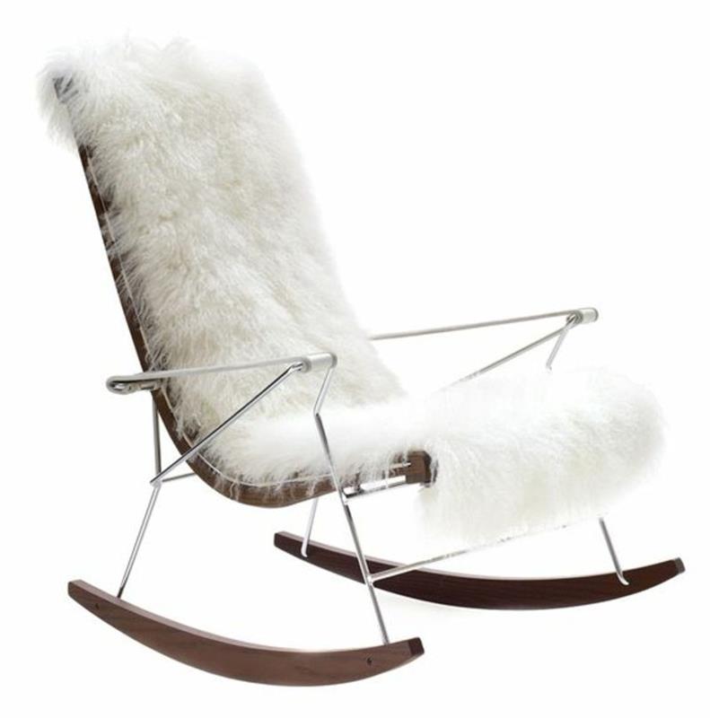 Κουνιστή καρέκλα με κουνιστή καρέκλα κλασικού σχεδιασμού με κάλυμμα γούνας