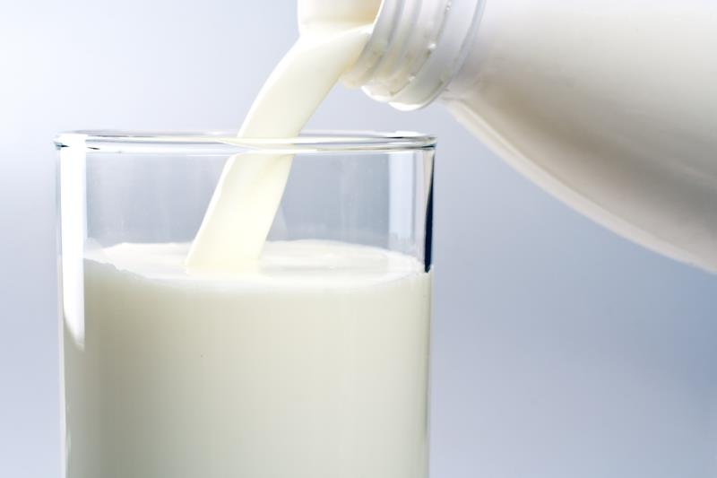 Υγιεινή διατροφή του θυρεοειδούς για τη νόσο του θυρεοειδούς αποβουτυρωμένο γάλα