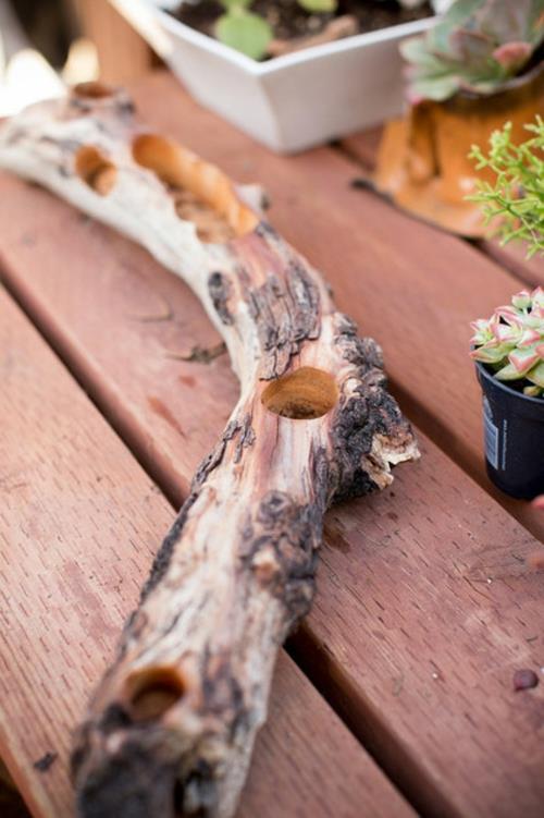 Η όμορφη διακόσμηση από το ίδιο το driftwood κάνει την πρωτότυπη θέση