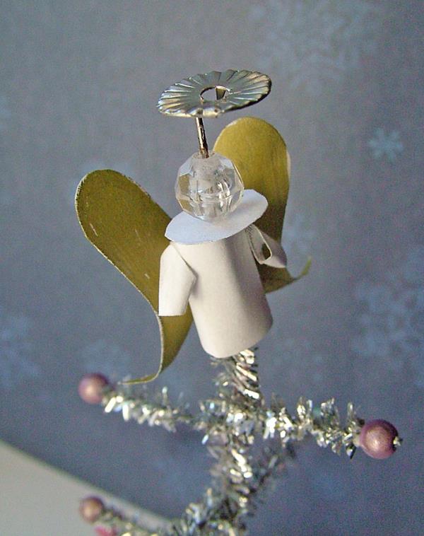 Guardian angels tinker with children for Christmas - μαγικές ιδέες και οδηγίες χριστουγεννιάτικο δέντρο top paper angel diy