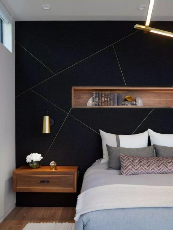 Μαύρος τοίχος στο υπνοδωμάτιο με ξύλινο συνδυασμό κομψού σχεδιασμού