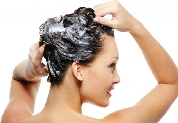Ακτινοβολείτε αυτοπεποίθηση τακτική φροντίδα μαλλιών