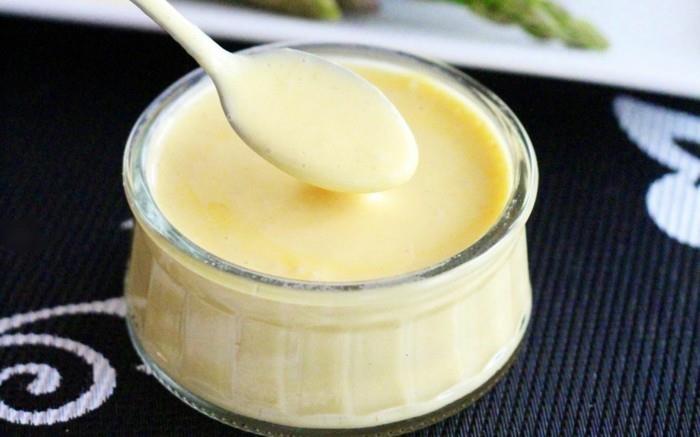 Σπιτική σάλτσα hollandaise Saprgelzeit αποτέλεσμα