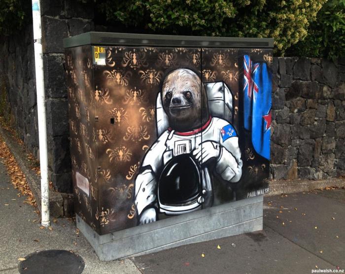 Street artist Astrosloth