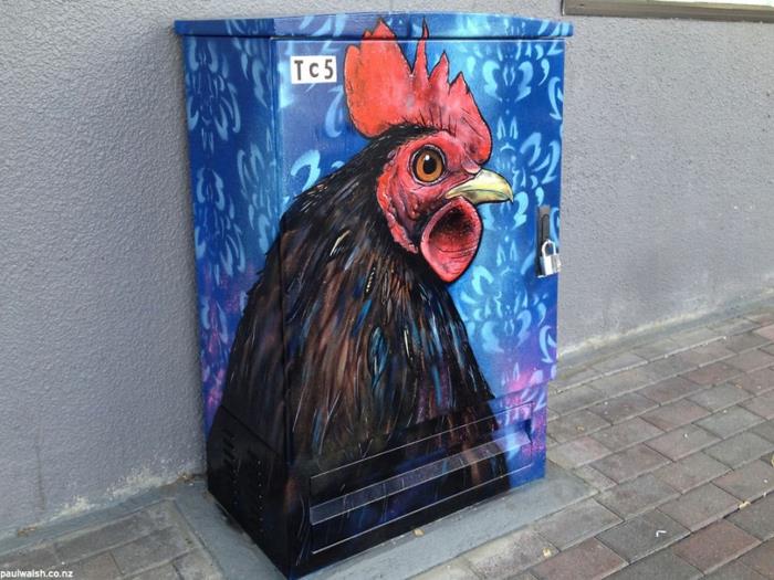 Street art artist bird roapehu κόκορας