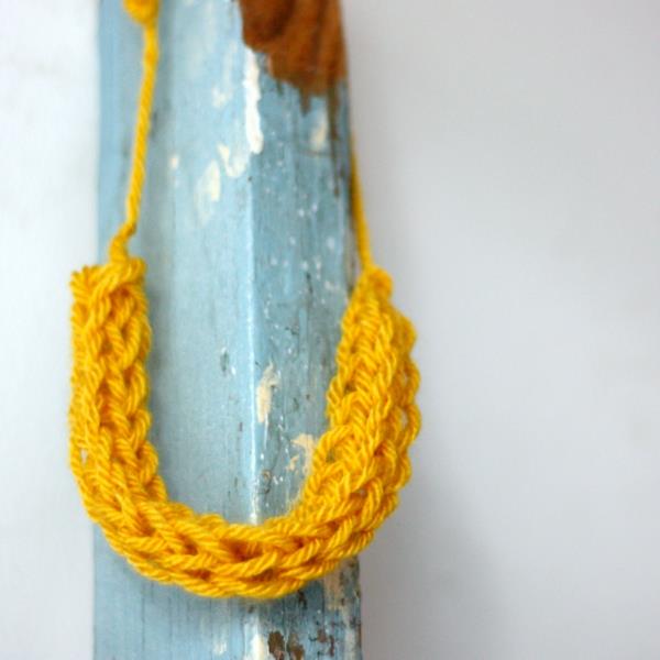 Οδηγίες πλέξιμο κολιέ Strickliesel
