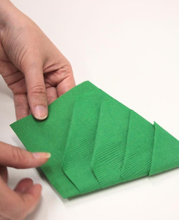 Οδηγίες αναδίπλωσης χαρτοπετσέτας για χαρτοπετσέτες χαρτιού βήμα 8