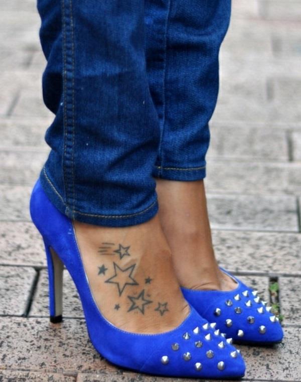 Τατουάζ αστέρια γυναικείο πόδι