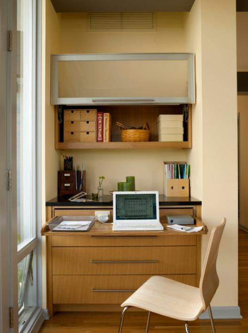 Συμβουλές για το μικρό γραφείο του σπιτιού σας από ξύλο σε υπολογιστή