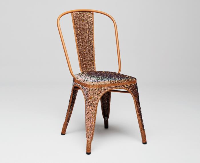 Μεταλλική καρέκλα Tolix από τον Konstantin Grcics