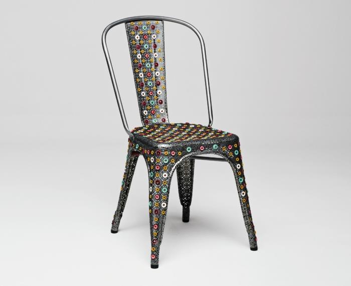 Ερμηνεία καρέκλας Tolix από τον Konstantin Grcics
