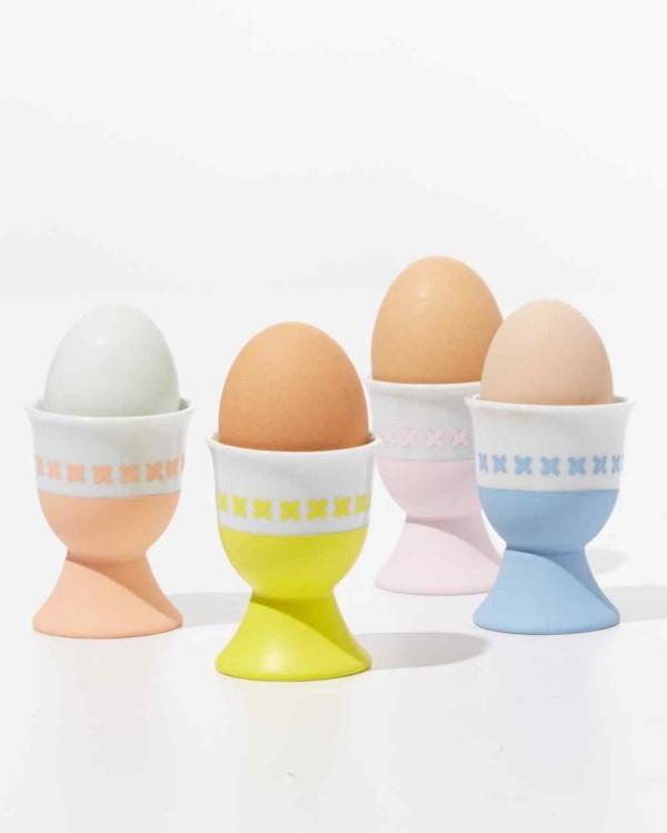 Φλυτζάνι αυγών παραδοσιακού σχεδιασμού
