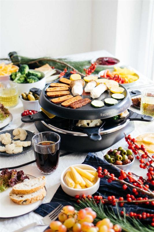 Παραδοσιακές και νόστιμες ιδέες ρακλέτας για το τηγάνι με συμβουλές ρακλέτ με vegan επιλογές