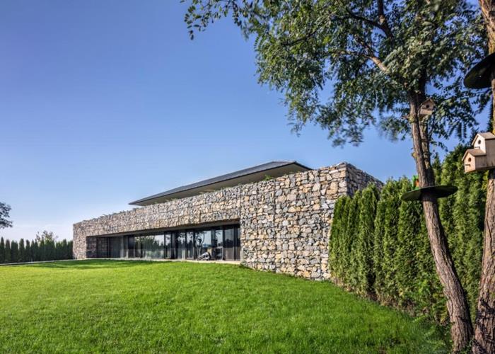 Dream σπίτια βουλγαρία dobrudja τείχος πόλης gabion