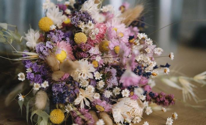 Αποξηραμένα λουλούδια διακόσμηση ανθοδέσμη