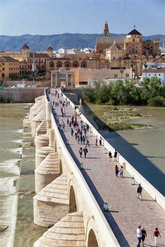 Διακοπές νότια Ισπανία Γέφυρα Κόρδοβα Μάλαγα